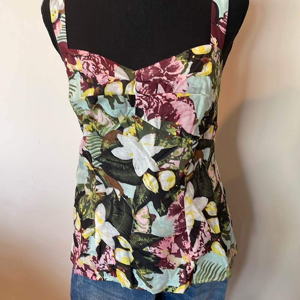 Cabi top. Size 6.